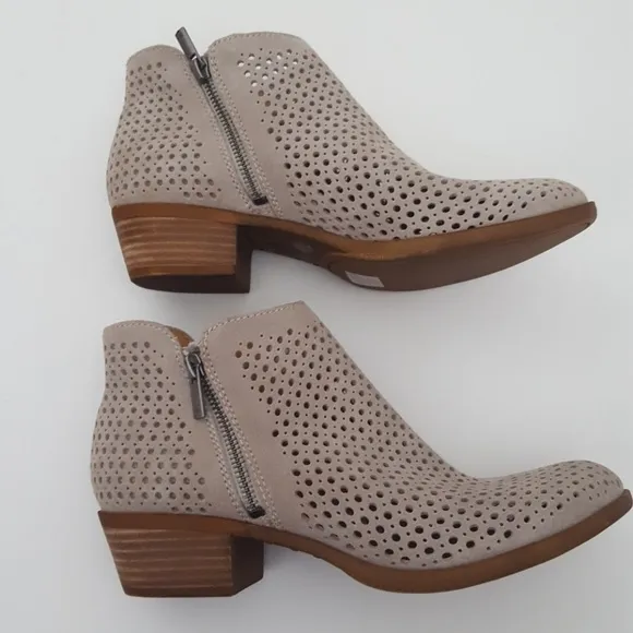 NEW Lucky Brand Bayley perforated leather bootie size 6