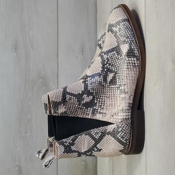 NEW Lucky Brand Womens Haylia Animal print Ankle boots shoes sz 9M