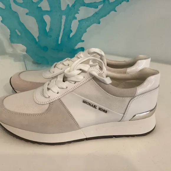 NEW Michael Kors Women White Leather Suede Textile Sneakers Shoes Size 7