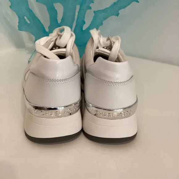 NEW Michael Kors Women White Leather Suede Textile Sneakers Shoes Size 7