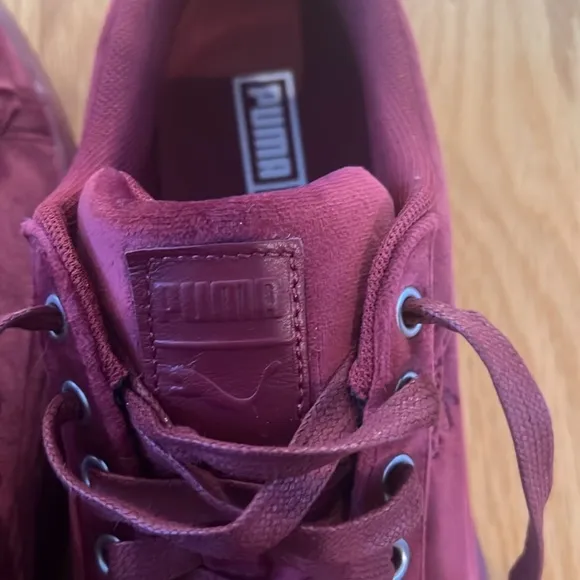 New - never worn burgundy Puma suede shoes size 8