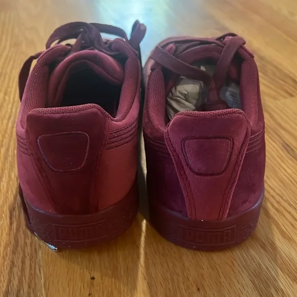 New - never worn burgundy Puma suede shoes size 8