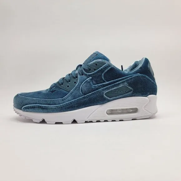 NEW Nike Air Max 90 Blue Plush Velvet Shoes Sneakers