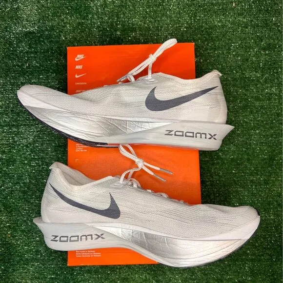 NEW Nike ZoomX StreakFly 2 'White Obsidian Mist' Men’s Size 10.5 HF6416-100