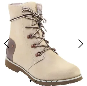 NEW North Face Ballard 2  mm boots