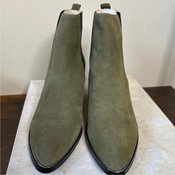 New REVOLVE Sol Sana booties