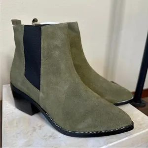New REVOLVE Sol Sana booties