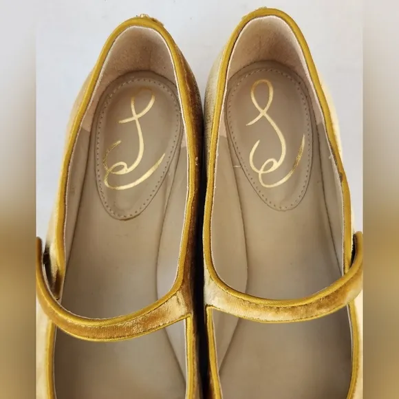 New!! || SAM EDELMAN || Jene velvet flats, saffron, sz 7.5, maryjanes, slip ons