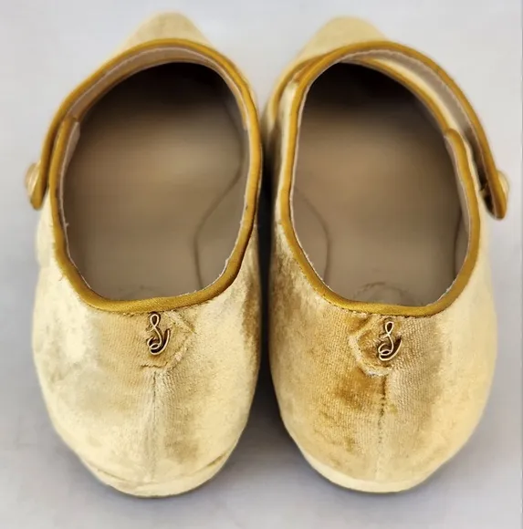 New!! || SAM EDELMAN || Jene velvet flats, saffron, sz 7.5, maryjanes, slip ons