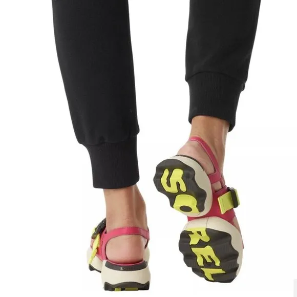 NEW SOREL Kinetic™ Impact Sling Sandals in Bright Pink Size 7.5