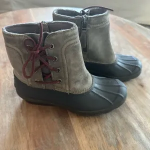 New Sperry Women’s Quarter Saltwater Duck Boots Sz 6