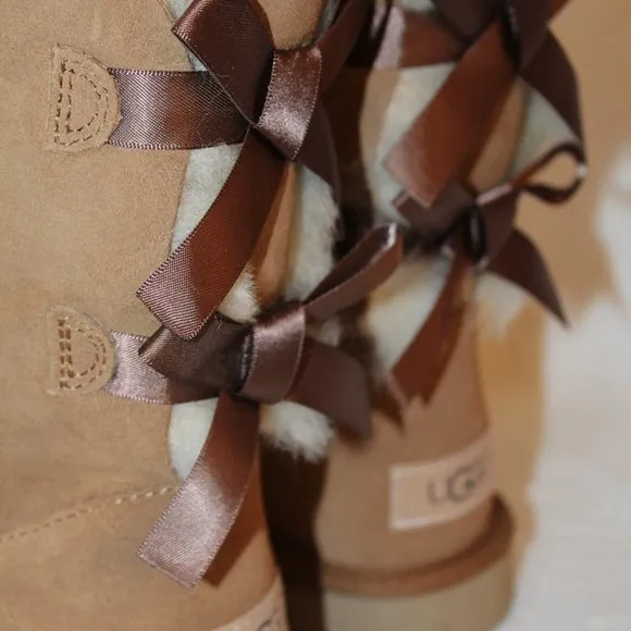 NEW‎ UGG BAILEY BOW II SUEDE BOW BOOTS CHESTNUT