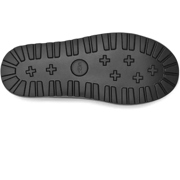 NEW UGG toggle boots with water protectors