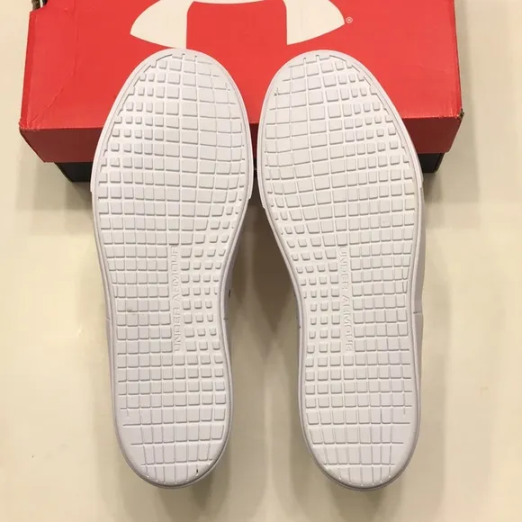 New under Armour Big Girls Shoes