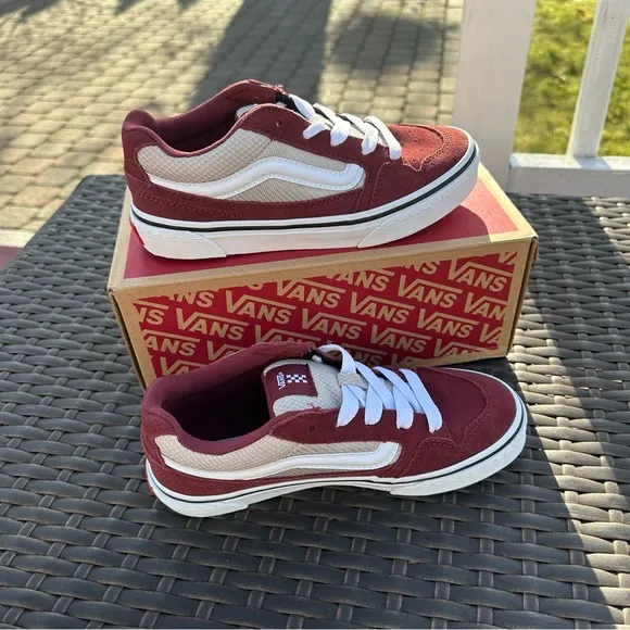 New Vans Suede Low Top Sneakers, Caldrone Madder Brown, Kids, Youth Shoes