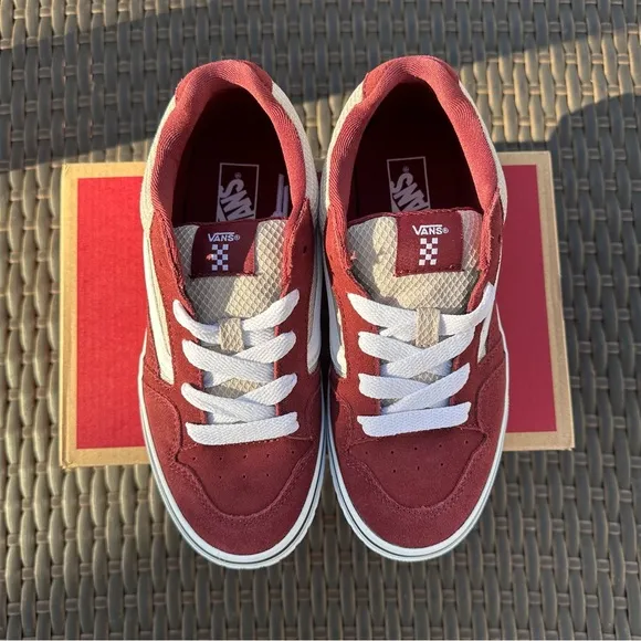 New Vans Suede Low Top Sneakers, Caldrone Madder Brown, Kids, Youth Shoes