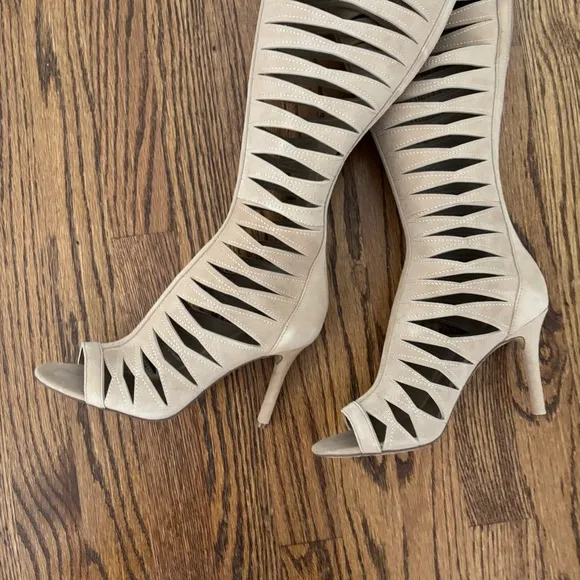 NEW Vince Camuto tan nude suede OTK thigh high suede gladiator boots 37.5