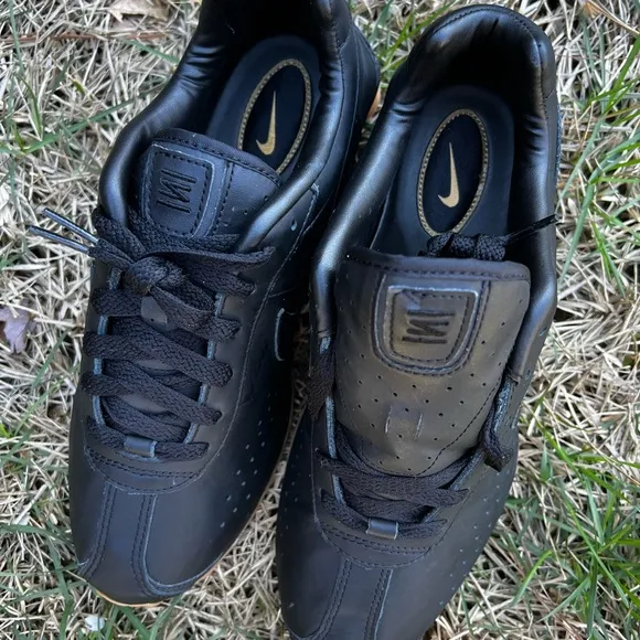 NEW Vintage Nike Shox Classic 2006 size 11 Mens Shoes Black Gum