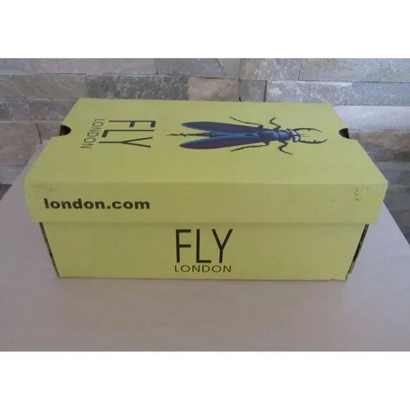 New w Box, Fly London Black Leather Cula Sandals Size 41 EU / 8 US