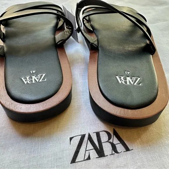 New Zara Minimal Flat Black Criss Cross Straps Sandals 3603/910 Size 10
