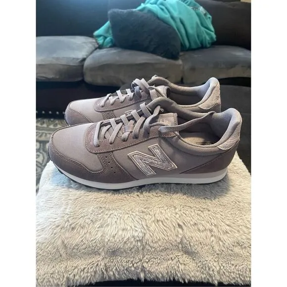 New Balance Womens Lavender Casual Sneakers Shoes Size 11