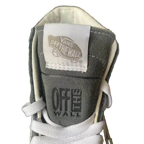 New~~Vans SK8 High Gray Canvas Leather Men’s Size 6.5 or W’s Size 8~~High Top 🩶
