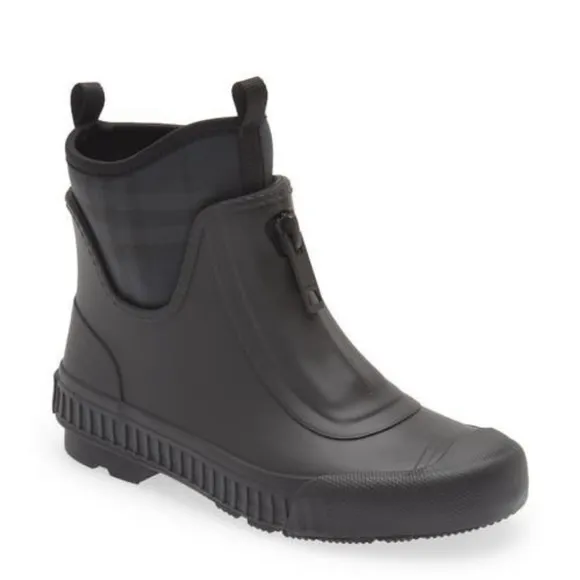 NIB Burberry Flinton Vintage-check Rubber Rain Boots Black Sz US 10.5-11…