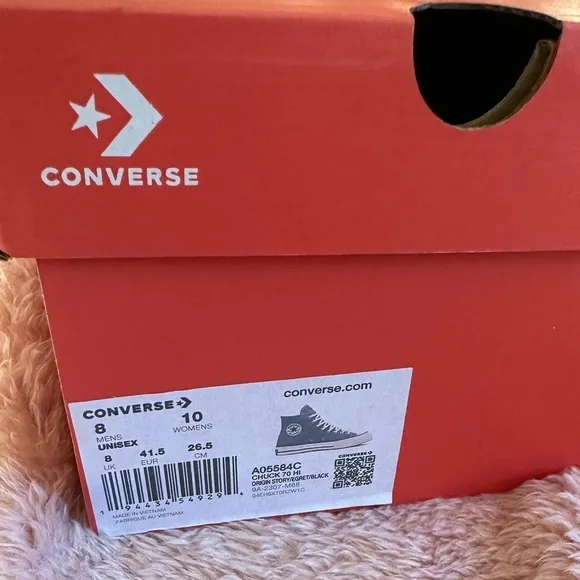 NIB Chuck 70 Recycled Canvas Hi-Top Sneakers Origin Story/Grey
