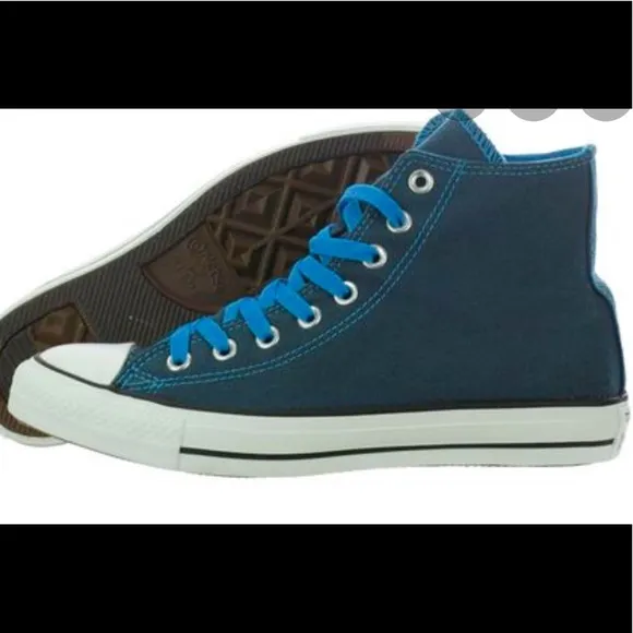 NIB Converse Chuck Taylor All Star hi Top Sneaker blue converse shoes high tops