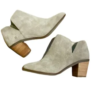 NIB Lucky Brand cinder oiled suede boots size 6