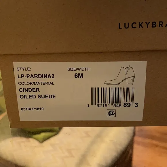 NIB Lucky Brand cinder oiled suede boots size 6