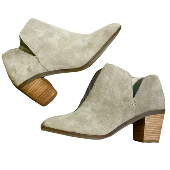 NIB Lucky Brand cinder oiled suede boots size 6