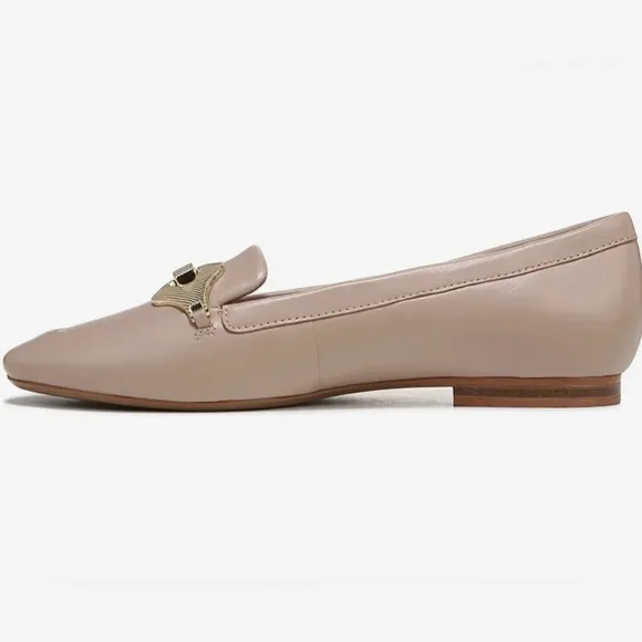 NIB Naturalizer Loafers