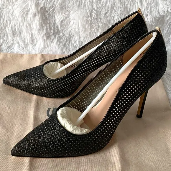 NIB SJP by Sarah J Parker Fishnet Fawn Black Mesh Glow Pumps EU 39 US 8.5 100mm