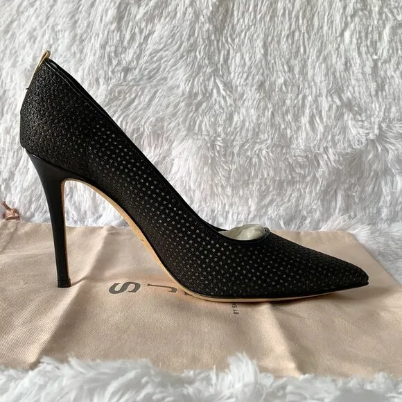 NIB SJP by Sarah J Parker Fishnet Fawn Black Mesh Glow Pumps EU 39 US 8.5 100mm