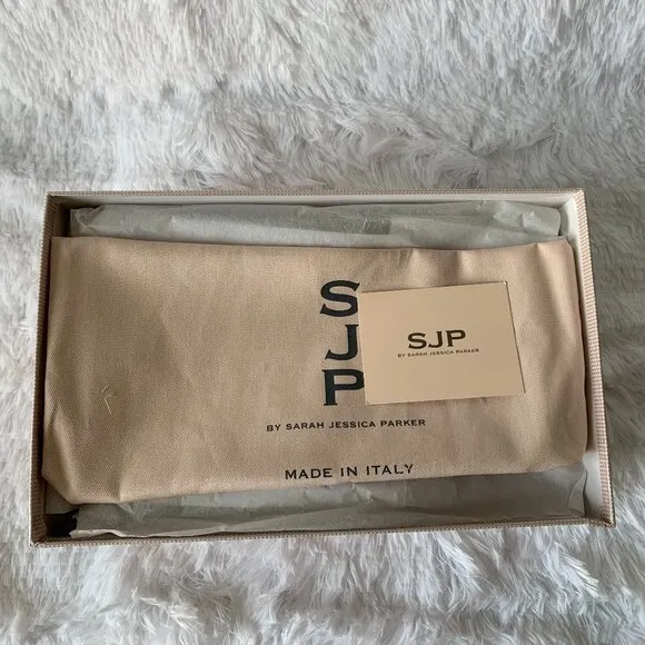 NIB SJP by Sarah J Parker Fishnet Fawn Black Mesh Glow Pumps EU 39 US 8.5 100mm