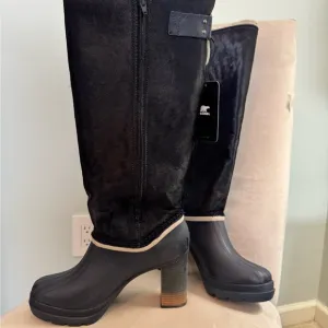 NIB Sorel Medina IV Premium Navy Heeled Boots