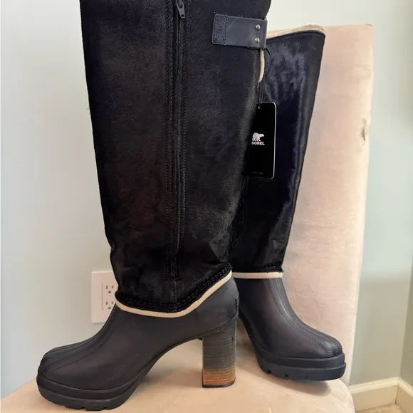 NIB Sorel Medina IV Premium Navy Heeled Boots
