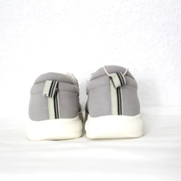 NIB Vionic Beach Seaview Casual Men’s Slip On Sneakers Size 8.5
