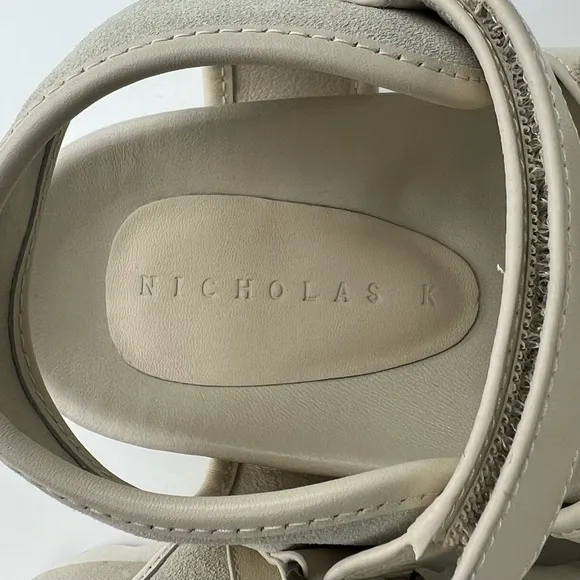 Nicholas K Malibu Sandals Size 7.5 (Rare)