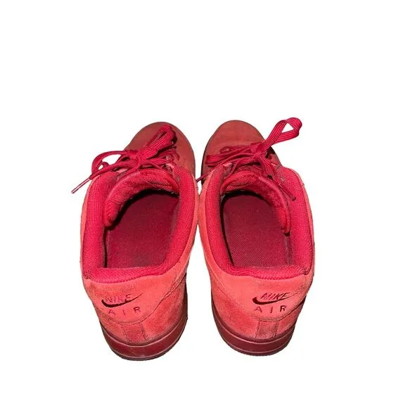Nike Air Force 1 07 Low Triple Red Suede Shoes Size 10.5 Men's 718152-601 RPM‎