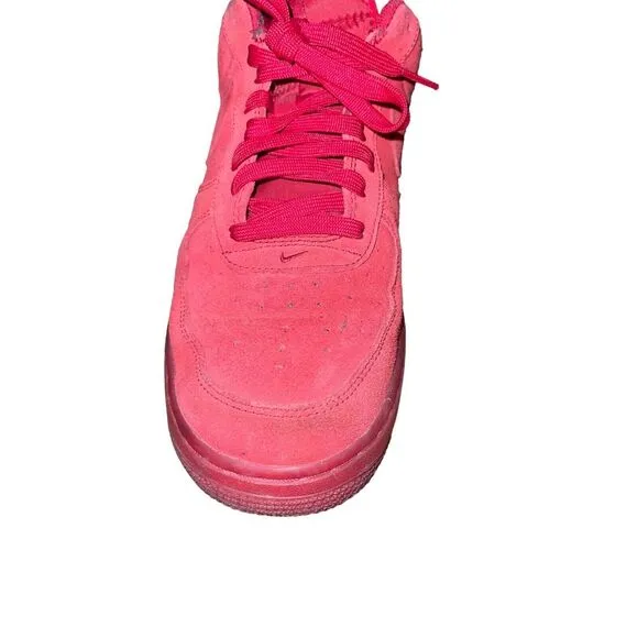 Nike Air Force 1 07 Low Triple Red Suede Shoes Size 10.5 Men's 718152-601 RPM‎