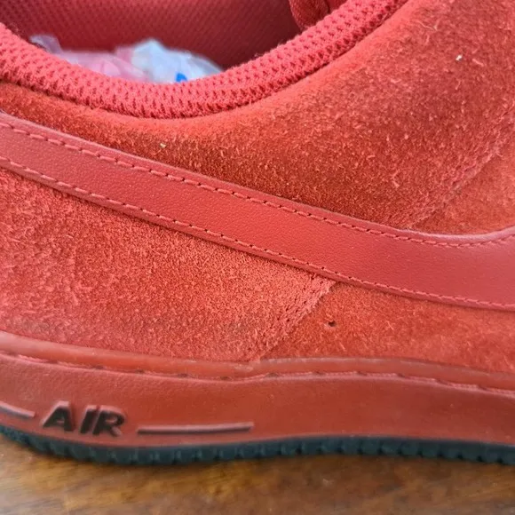 Nike Air Force 1 ‘07 Varsity Red Suede Men’s Shoes Sz 12 / 315122-608