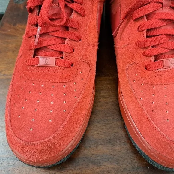 Nike Air Force 1 ‘07 Varsity Red Suede Men’s Shoes Sz 12 / 315122-608