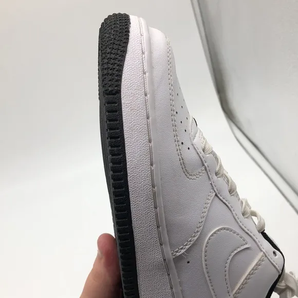 Nike Air Force 1 ESS Low (GS) White Black Sneakers DV1332 100 USED Size 5Y