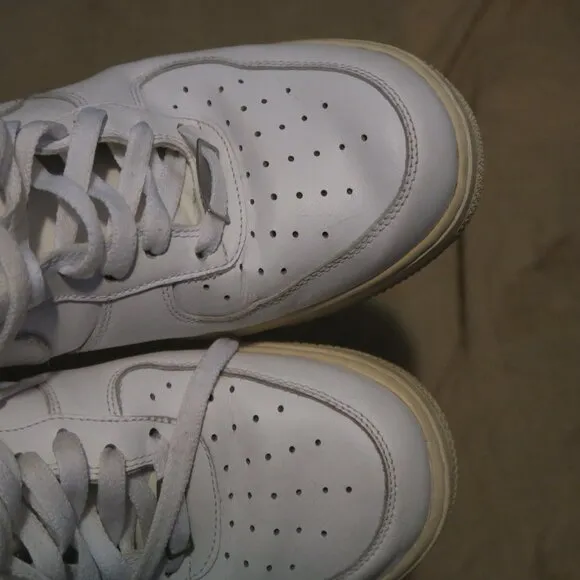 Nike Air Force 1 Low Triple White Retro Men's Size 11 315122-111 Basketball