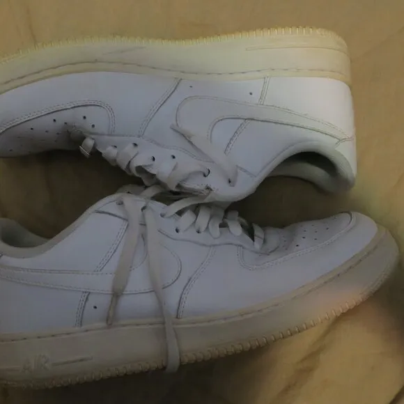 Nike Air Force 1 Low Triple White Retro Men's Size 11 315122-111 Basketball