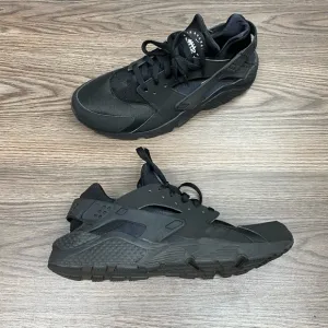 Nike Air Huarache Triple Black Sneakers 12