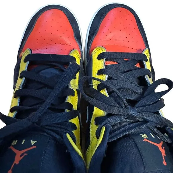 Nike Air Jordan 1 Mid Black Amarillo Orange Size 7Y Shoes
