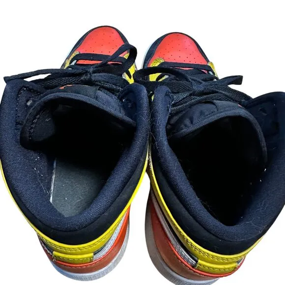 Nike Air Jordan 1 Mid Black Amarillo Orange Size 7Y Shoes